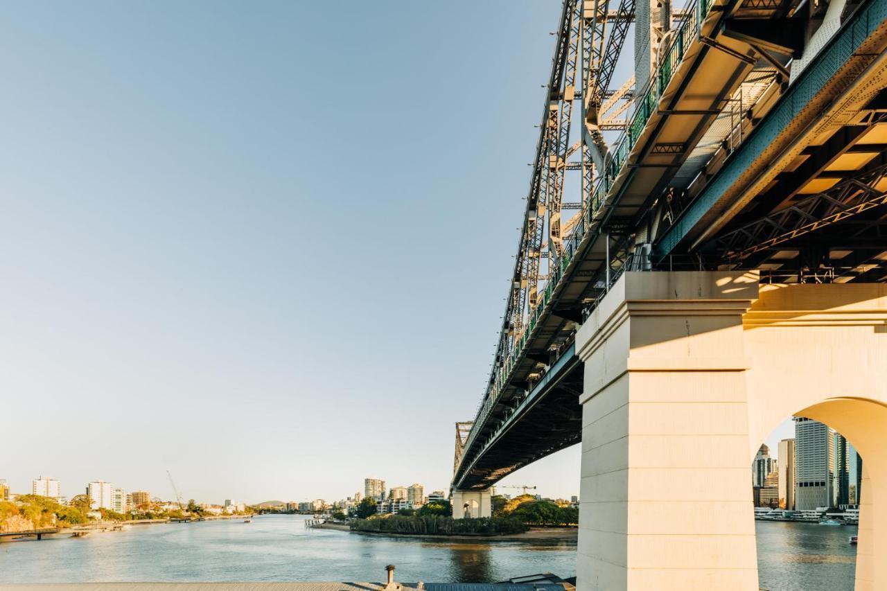 Crystalbrook Vincent Hotel Brisbane Buitenkant foto William Jolly Bridge
