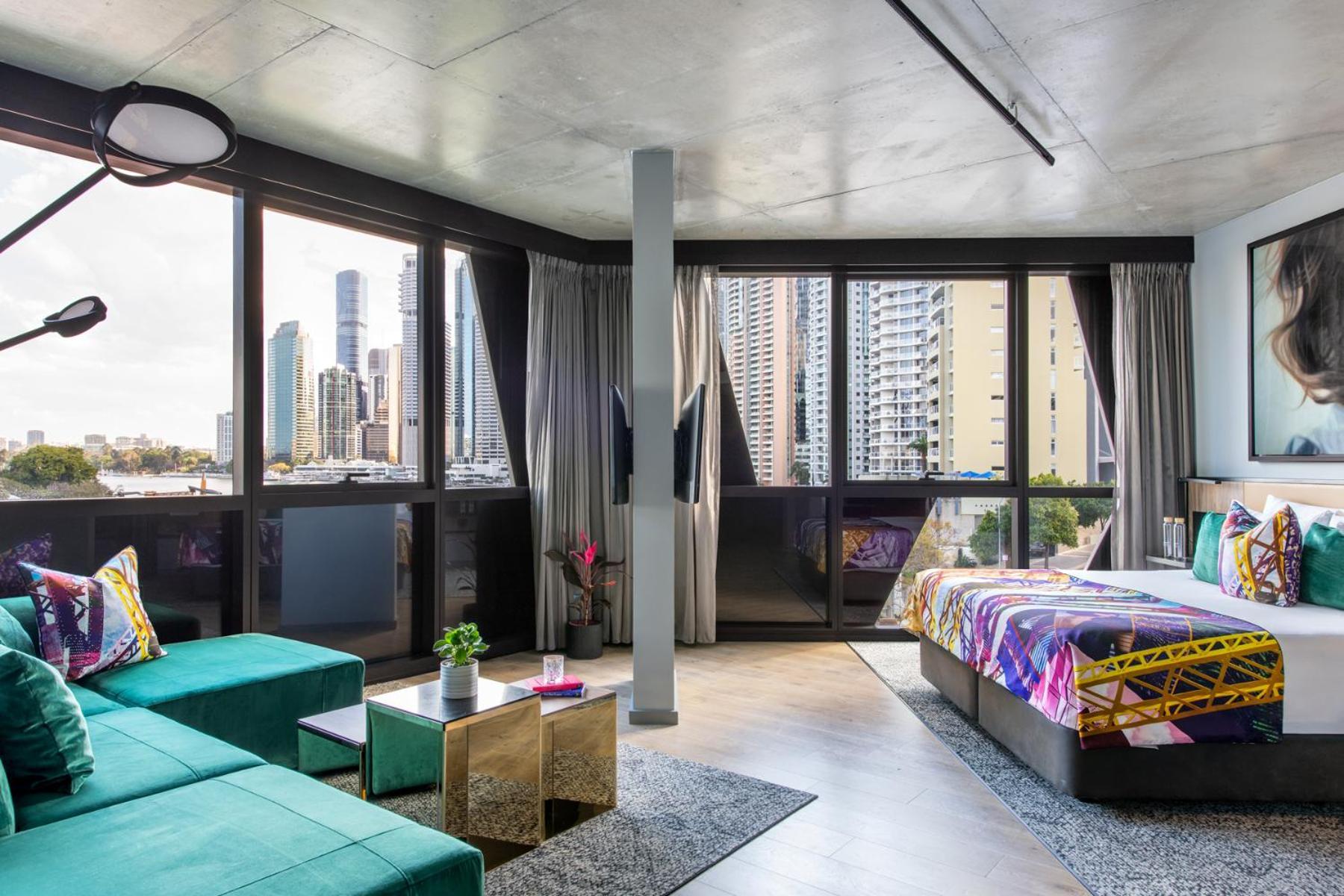 Crystalbrook Vincent Hotel Brisbane Buitenkant foto A suite at the W Brisbane